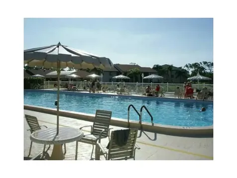 618 Sea Pine Way Greenacres FL 33415
