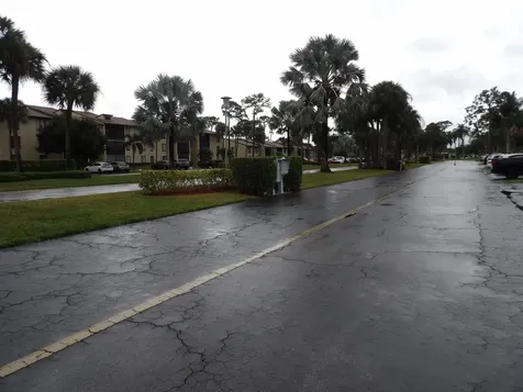618 Sea Pine Way Greenacres FL 33415