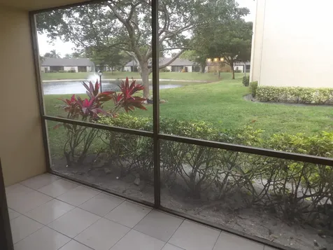 618 Sea Pine Way Greenacres FL 33415