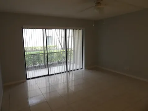 618 Sea Pine Way Greenacres FL 33415
