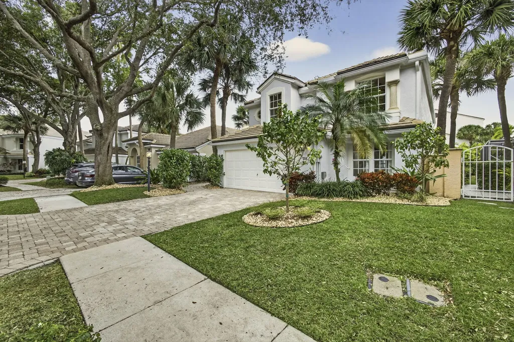 25 Grand Bay Circle Juno Beach FL 33408