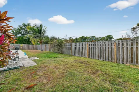 2450 Se Perugia Street Port Saint Lucie FL 34952