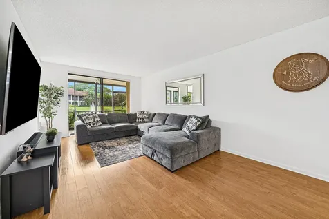 7933 La Mirada Drive Boca Raton FL 33433