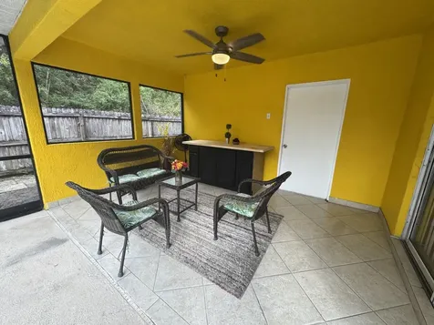 882 Se Walters Terrace Port Saint Lucie FL 34983