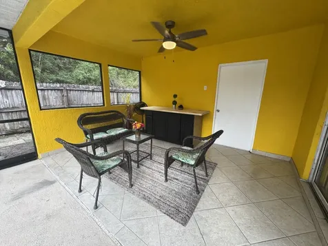 882 Se Walters Terrace Port Saint Lucie FL 34983