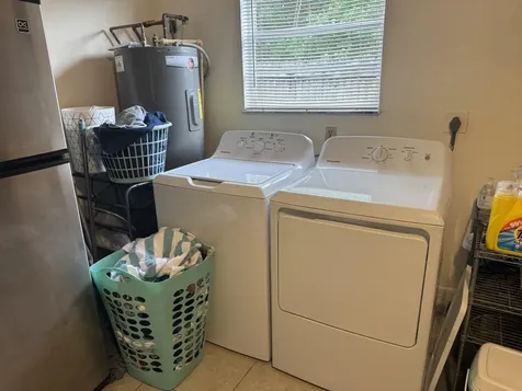 882 Se Walters Terrace Port Saint Lucie FL 34983