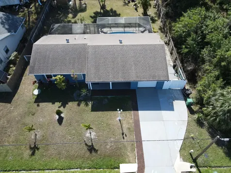 882 Se Walters Terrace Port Saint Lucie FL 34983