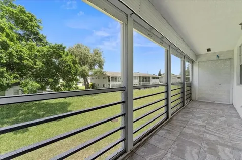 301 Farnham M Deerfield Beach FL 33442