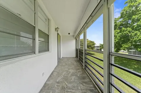 301 Farnham M Deerfield Beach FL 33442