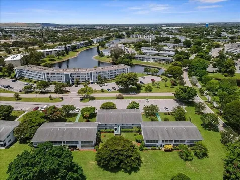 301 Farnham M Deerfield Beach FL 33442