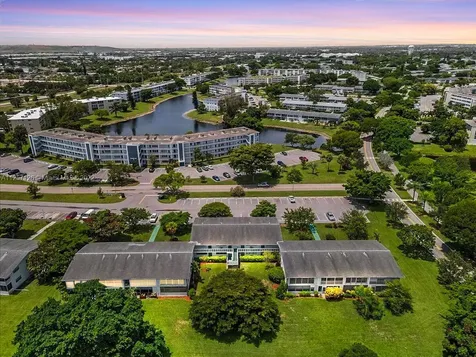 301 Farnham M Deerfield Beach FL 33442