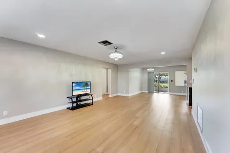 14263 El Clavel Way Delray Beach FL 33484
