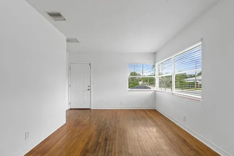 5208 Spruce Avenue West Palm Beach FL 33407
