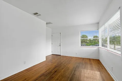 5208 Spruce Avenue West Palm Beach FL 33407