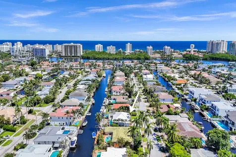 785 NE 71st Street Boca Raton FL 33487