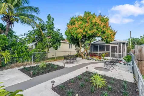 610 N D Street Lake Worth Beach FL 33460