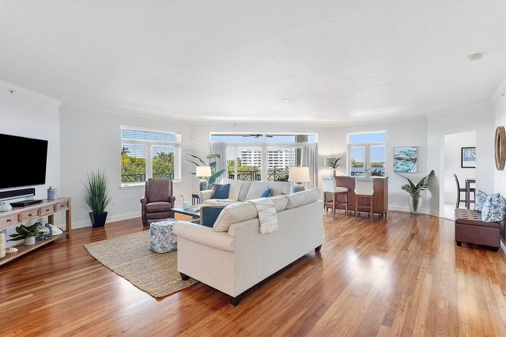 309 E Ocean Avenue Lantana FL 33462