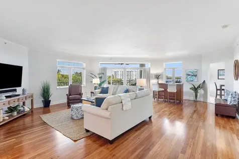 309 E Ocean Avenue Lantana FL 33462