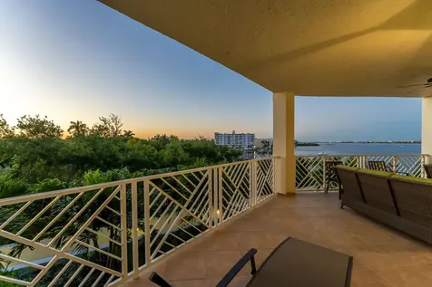 309 E Ocean Avenue Lantana FL 33462