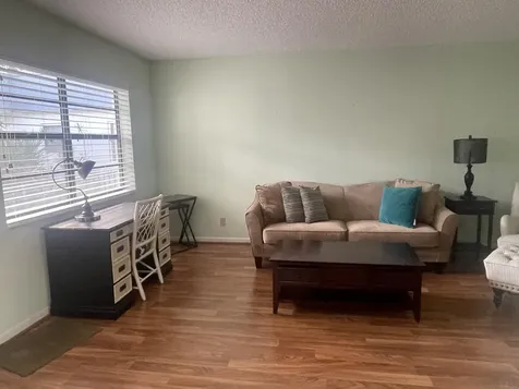523 Piedmont K Delray Beach FL 33484