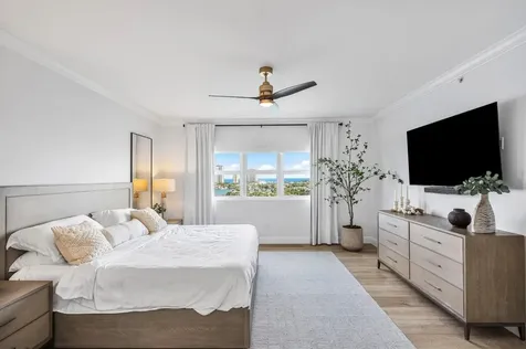 2640 Lake Shore Drive Riviera Beach FL 33404