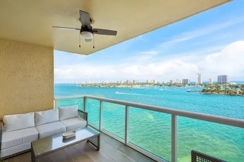 2640 Lake Shore Drive Riviera Beach FL 33404