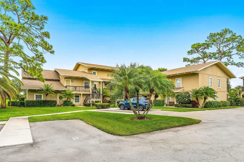 9179 Se Riverfront Terrace Jupiter FL 33469