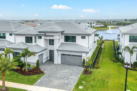 9892 Migration Point Palm Beach Gardens FL 33412