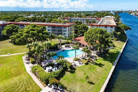 3125 Ne 48th Court Lighthouse Point FL 33064