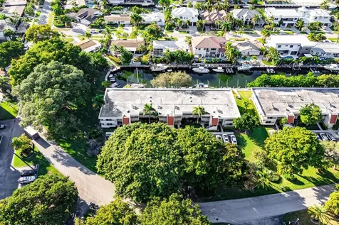 3125 Ne 48th Court Lighthouse Point FL 33064