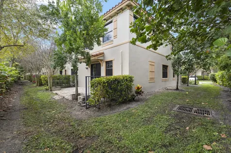 3950 Devenshire Court Coconut Creek FL 33073