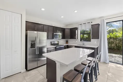 3950 Devenshire Court Coconut Creek FL 33073