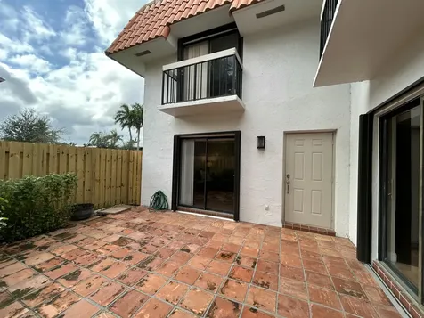 1251 S Federal Highway Boca Raton FL 33432