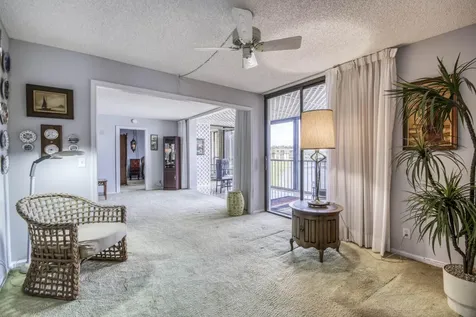 5250 Woodland Lakes Drive Palm Beach Gardens FL 33418