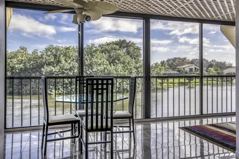 5250 Woodland Lakes Drive Palm Beach Gardens FL 33418