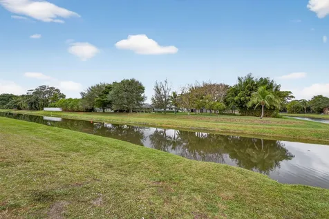 10821 N Military Trail Palm Beach Gardens FL 33410