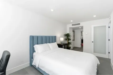 5555 Collins Avenue Miami Beach FL 33140