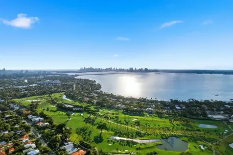 5555 Collins Avenue Miami Beach FL 33140