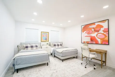 246 Elwa Place West Palm Beach FL 33405