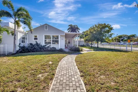 736 Rockland Drive West Palm Beach FL 33405