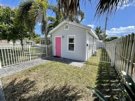 736 Rockland Drive West Palm Beach FL 33405