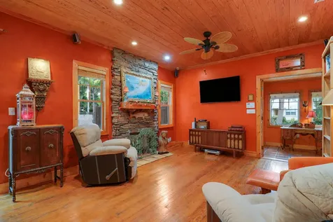 528 Avenida Hermosa West Palm Beach FL 33405