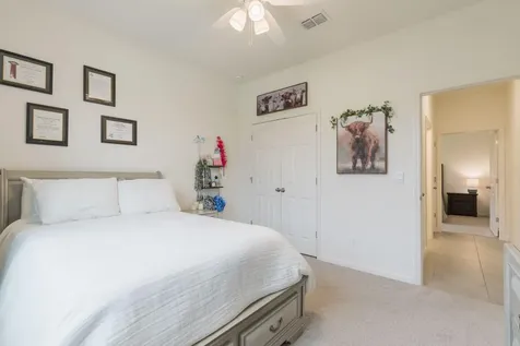9731 Sw Triton Way Port Saint Lucie FL 34987