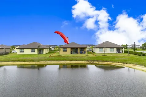 9731 Sw Triton Way Port Saint Lucie FL 34987