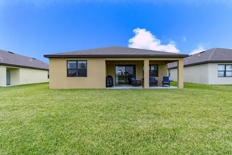 9731 Sw Triton Way Port Saint Lucie FL 34987
