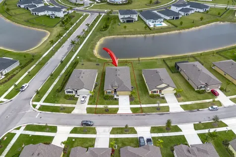 9731 Sw Triton Way Port Saint Lucie FL 34987