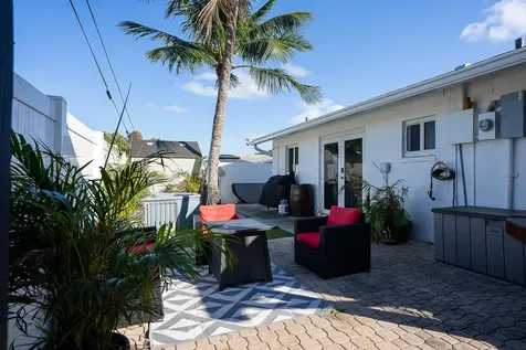 119 SE 5th Street Delray Beach FL 33483