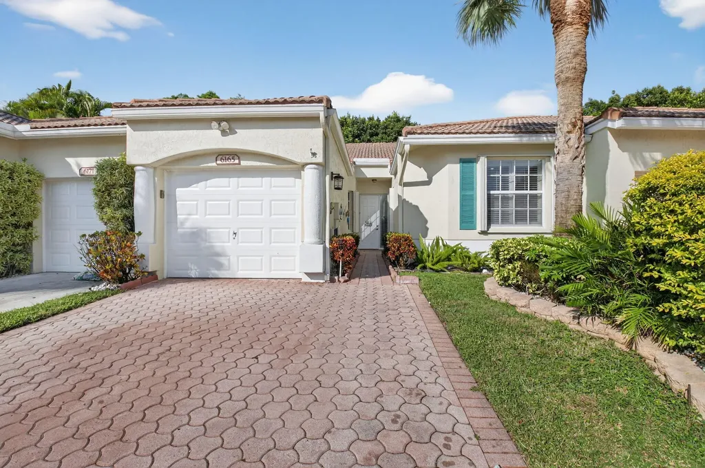 6165 Petunia Road Delray Beach FL 33484