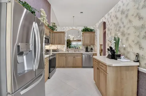 6165 Petunia Road Delray Beach FL 33484