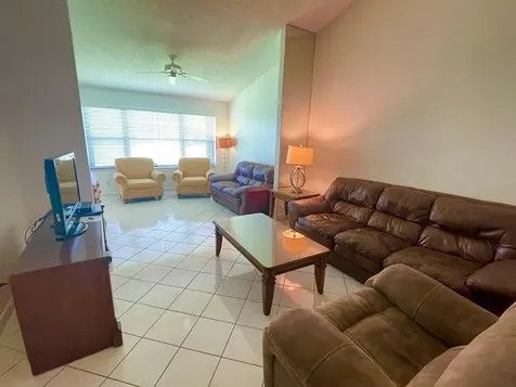 4698 Lucerne Lakes Boulevard Lake Worth FL 33467